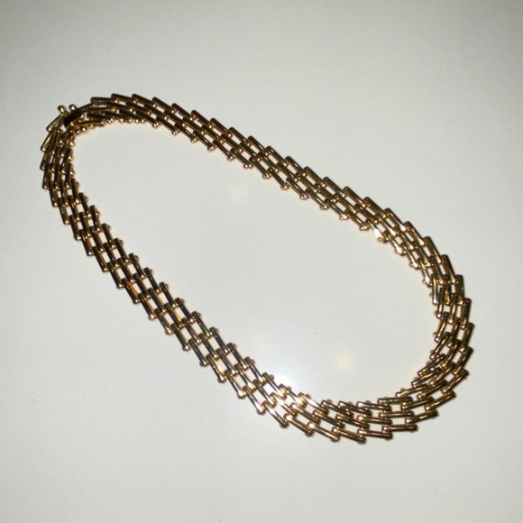 Gold Tone Necklace Chocker 18 inches Long Heavy grid design - Picture 2 of 5